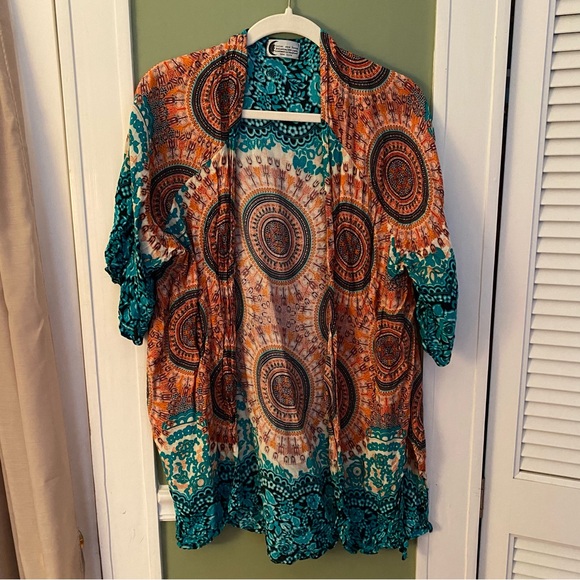 Lotus and Luna Mandela Kimono - Picture 2 of 6